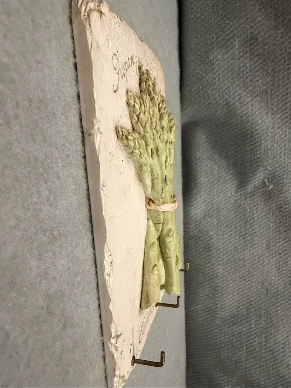 Botanical Asparagus Wall Hook Plaque in Light Green — Decorative Kitchen Hook